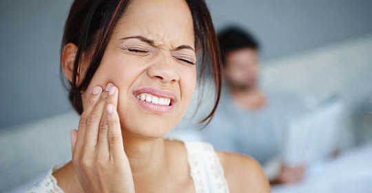牙骹痛及面痛,可能是患上顳下顎骨關節綜合症 (TMJ Syndrome)